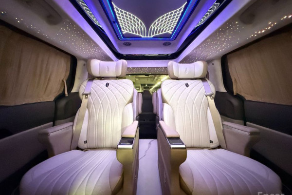 2024 Kia Carnival с пробегом 24 903 км