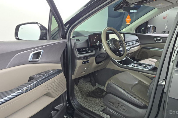 2024 Kia Carnival с пробегом 20 898 км