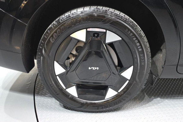 2023 Kia Carnival с пробегом 56 639 км