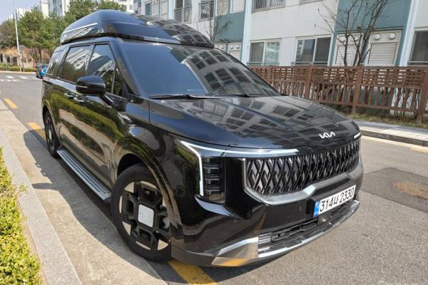 2026 Kia Carnival с пробегом 1 059 км