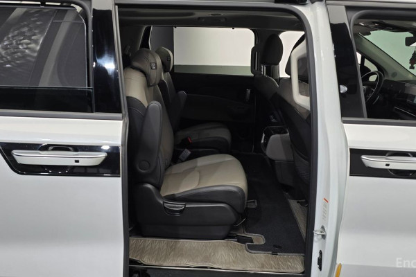 2024 Kia Carnival с пробегом 94 719 км