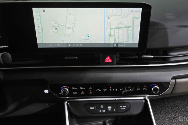 2024 Kia Carnival с пробегом 20 898 км