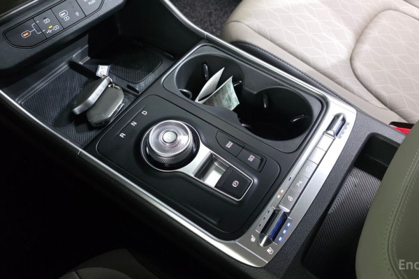 2023 Kia Carnival с пробегом 56 639 км