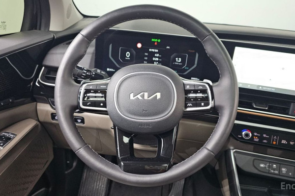 2024 Kia Carnival с пробегом 29 863 км