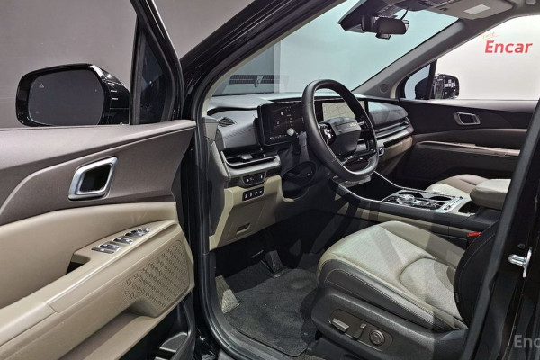 2024 Kia Carnival с пробегом 31 539 км