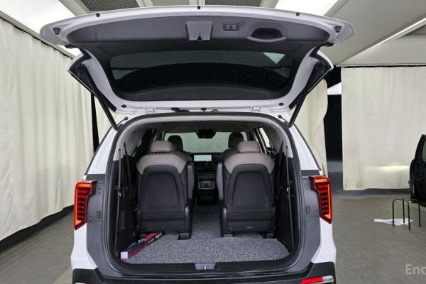 2024 Kia Carnival с пробегом 69 137 км