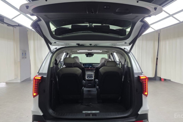 2024 Kia Carnival с пробегом 37 602 км