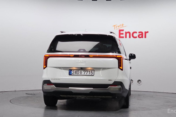 2024 Kia Carnival с пробегом 53 082 км