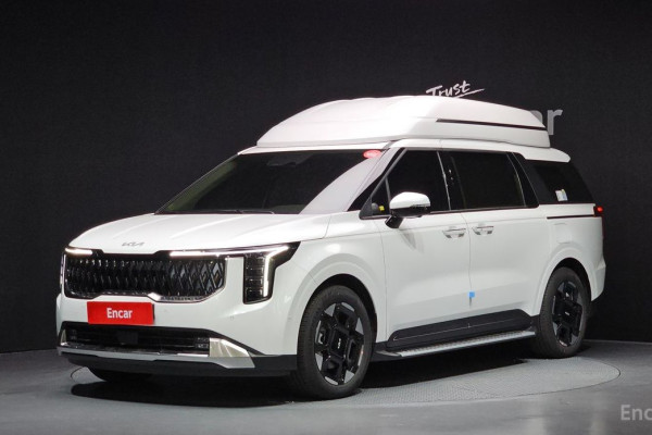 2025 Kia Carnival с пробегом 20 км
