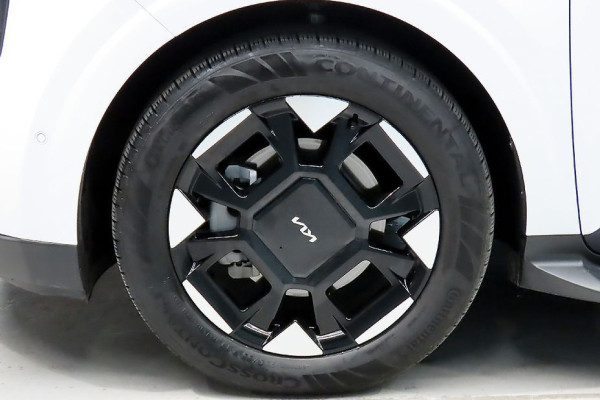 2025 Kia Carnival с пробегом 19 200 км