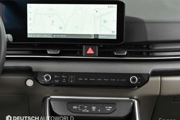 2025 Kia Carnival с пробегом 10 000 км