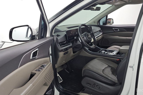 2024 Kia Carnival с пробегом 53 082 км