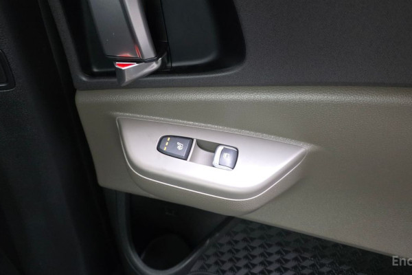 2023 Kia Carnival с пробегом 56 639 км