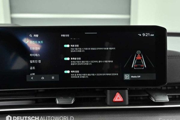 2025 Kia Carnival с пробегом 10 000 км