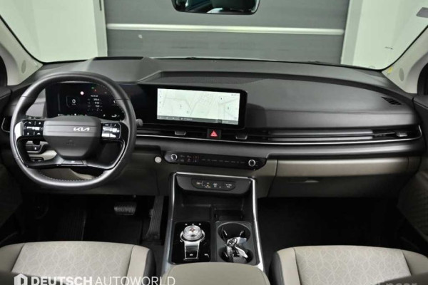 2025 Kia Carnival с пробегом 10 000 км