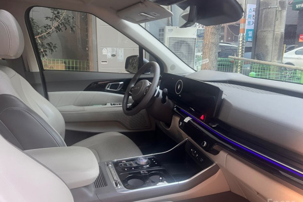 2024 Kia Carnival с пробегом 39 000 км