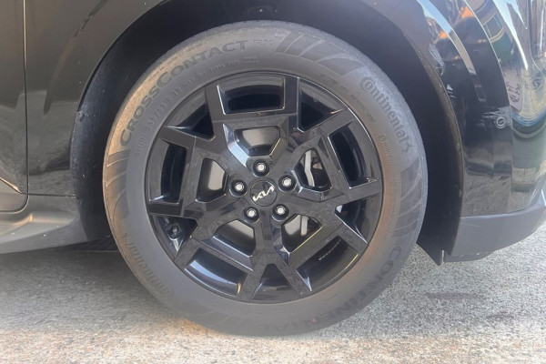 2024 Kia Carnival с пробегом 39 000 км