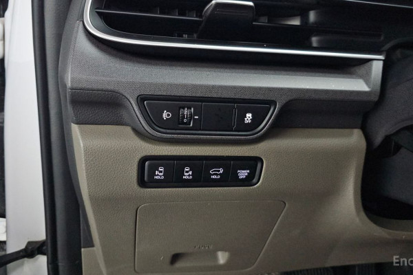 2024 Kia Carnival с пробегом 53 082 км