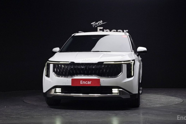 2024 Kia Carnival с пробегом 41 281 км