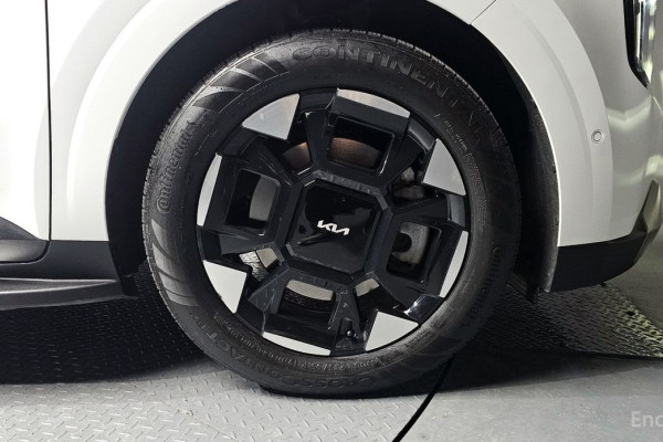 2024 Kia Carnival с пробегом 41 281 км