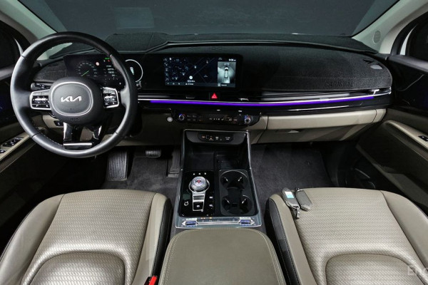 2024 Kia Carnival с пробегом 41 281 км