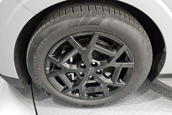 2025 Kia Carnival с пробегом 10 957 км