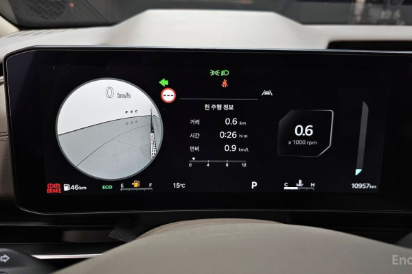 2025 Kia Carnival с пробегом 10 957 км