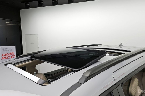 2025 Kia Carnival с пробегом 10 957 км