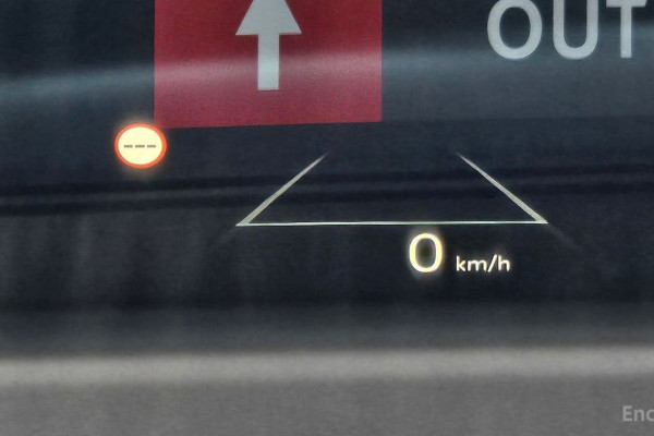 2025 Kia Carnival с пробегом 10 957 км