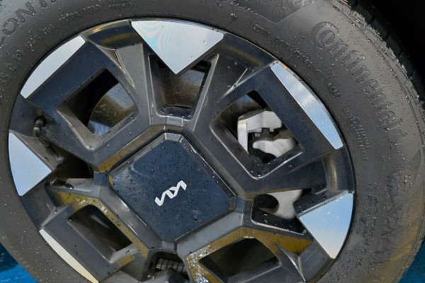 2025 Kia Carnival с пробегом 2 979 км