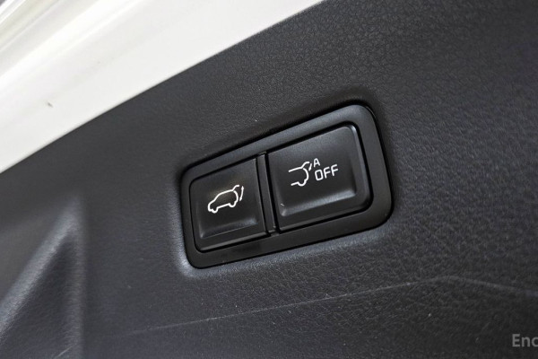 2024 Kia Carnival с пробегом 41 281 км