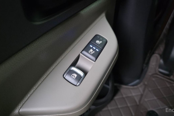 2024 Kia Carnival с пробегом 11 838 км