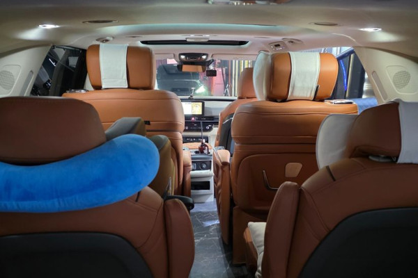 2025 Kia Carnival с пробегом 2 979 км