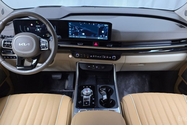 2024 Kia Carnival с пробегом 20 442 км