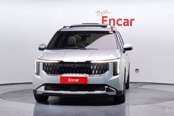 2024 Kia Carnival с пробегом 8 678 км