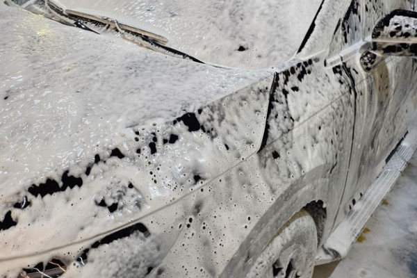 2025 Kia Carnival с пробегом 2 979 км