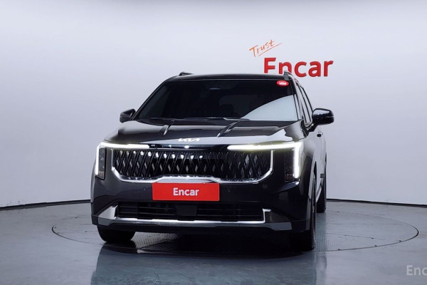 2025 Kia Carnival с пробегом 7 950 км