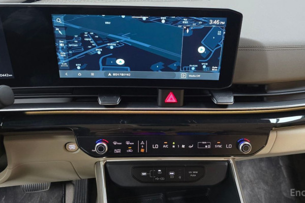 2024 Kia Carnival с пробегом 20 442 км