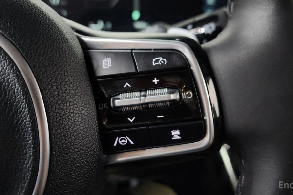 2025 Kia Carnival с пробегом 7 950 км