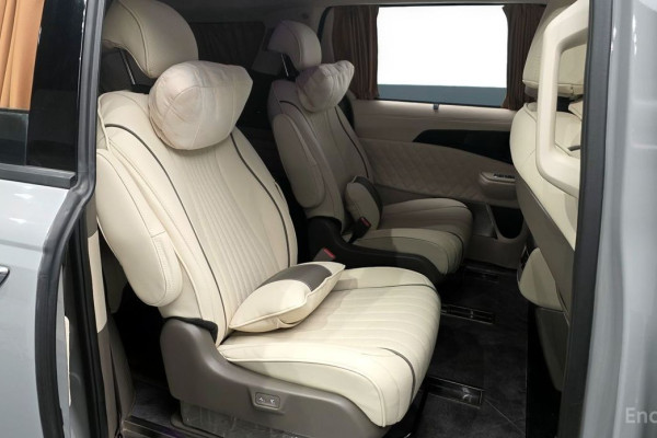 2024 Kia Carnival с пробегом 21 474 км