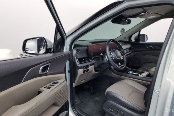 2024 Kia Carnival с пробегом 19 916 км