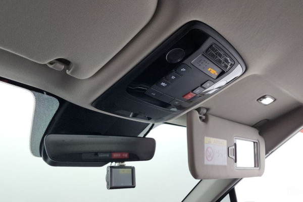 2025 Kia Carnival с пробегом 7 950 км