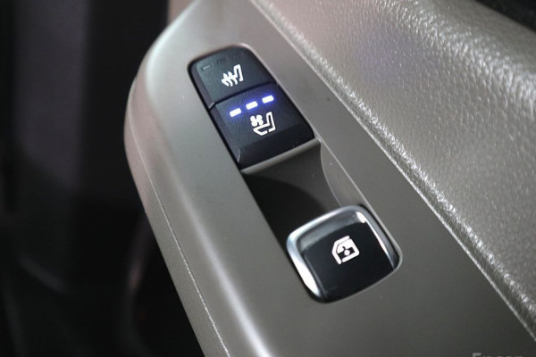 2024 Kia Carnival с пробегом 18 000 км