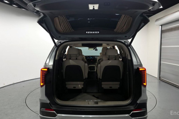 2024 Kia Carnival с пробегом 21 474 км