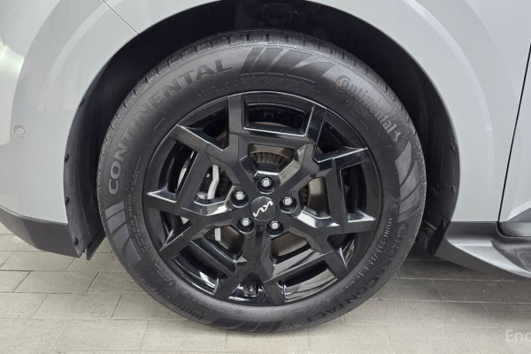 2023 Kia Carnival с пробегом 47 589 км