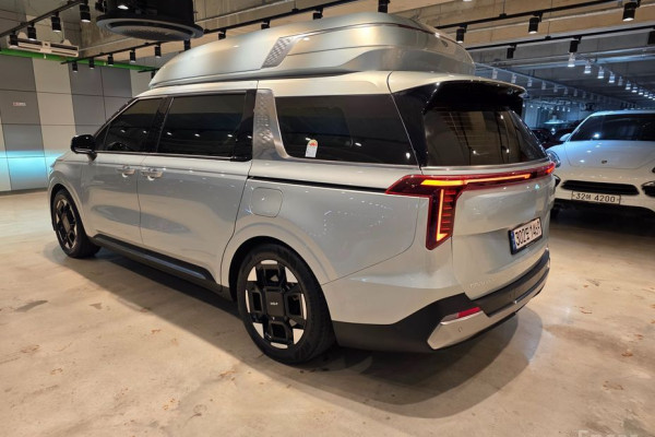 2024 Kia Carnival с пробегом 16 020 км