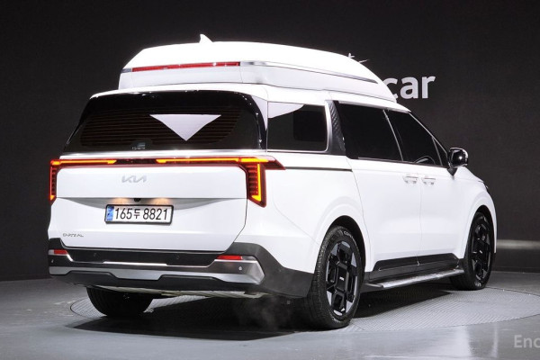 2024 Kia Carnival с пробегом 24 052 км