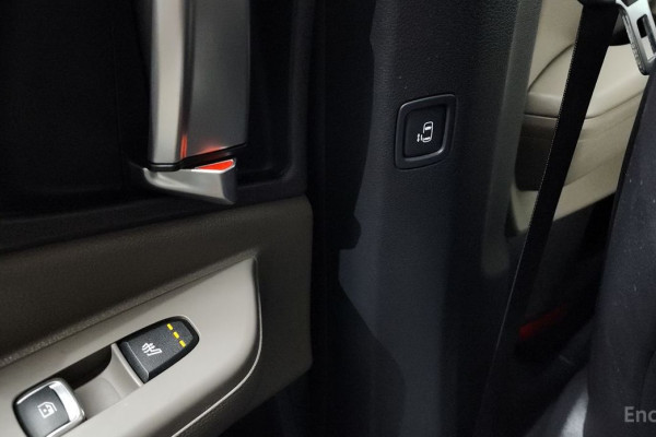 2024 Kia Carnival с пробегом 19 916 км