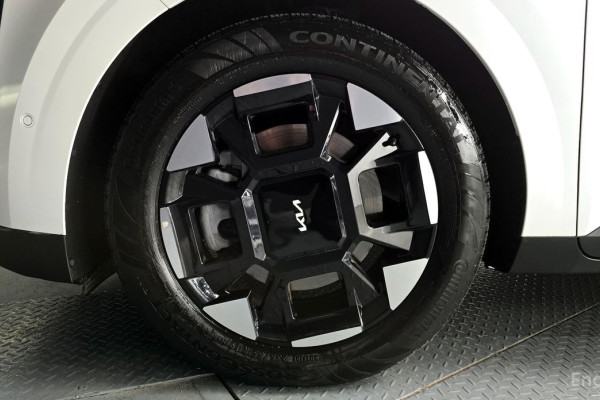 2024 Kia Carnival с пробегом 10 812 км