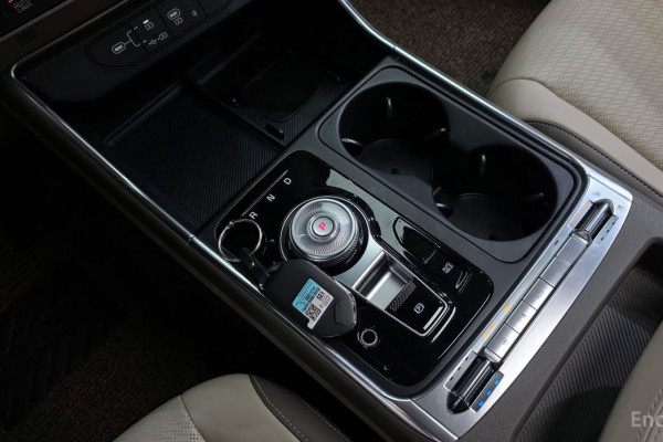 2025 Kia Carnival с пробегом 11 118 км